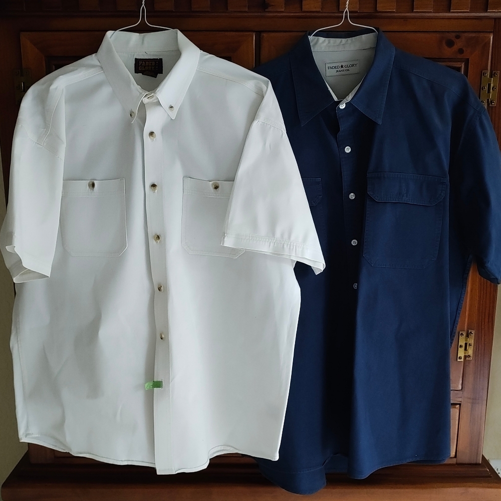 2 Cotton Men's XL shirts, Dry cleaned & ready to wear! Classic Navy Blue & White